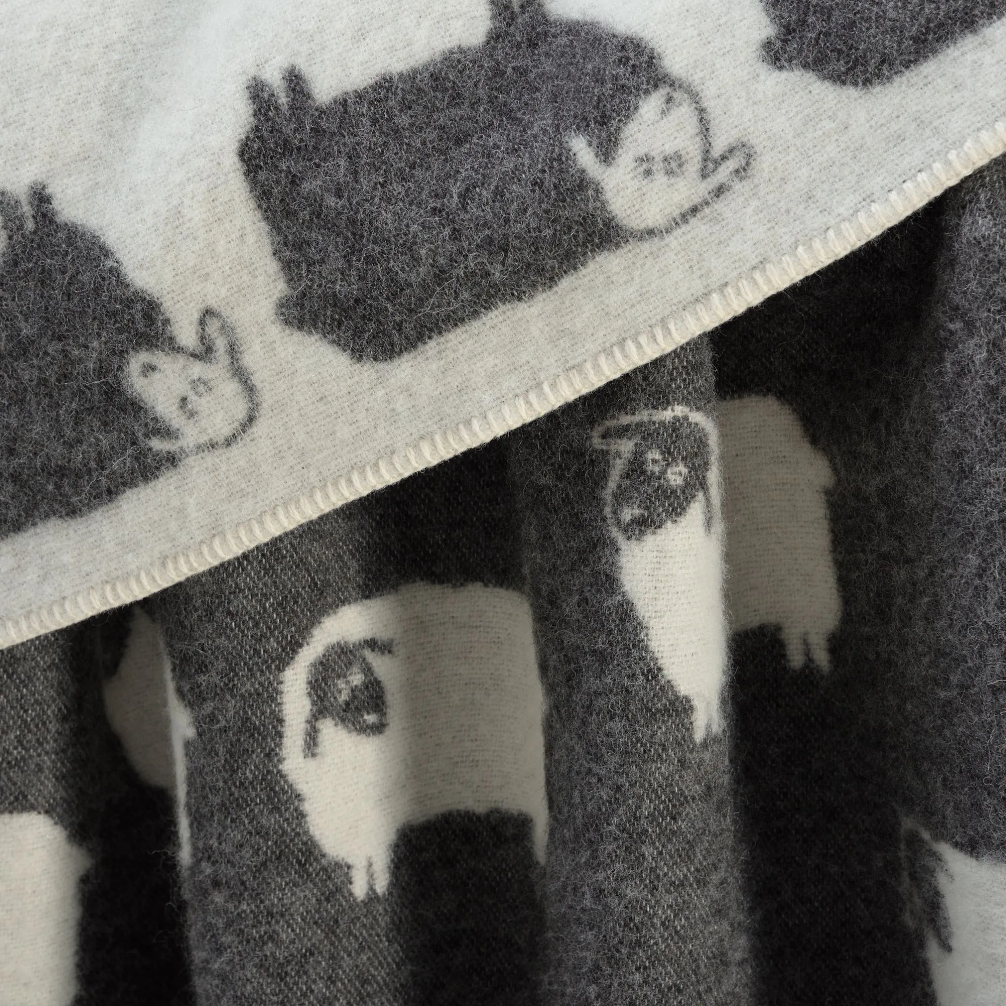 Herd Wool Blanket B230053 Jj Textile Edge Herd Wool Blanket B230053 Jj Textile Edge