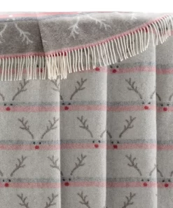 Festive Reindeer Wool Throw Thl240017 Jj Textile Edge