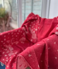Red Hearts Wool Throw Thl240016 Jj Textile Detail