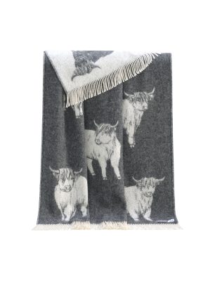Highland Cow Wool Throw - open