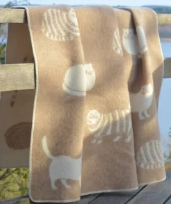 Brown Cat Wool Blanket B260058 Jj Textile Lifestyle