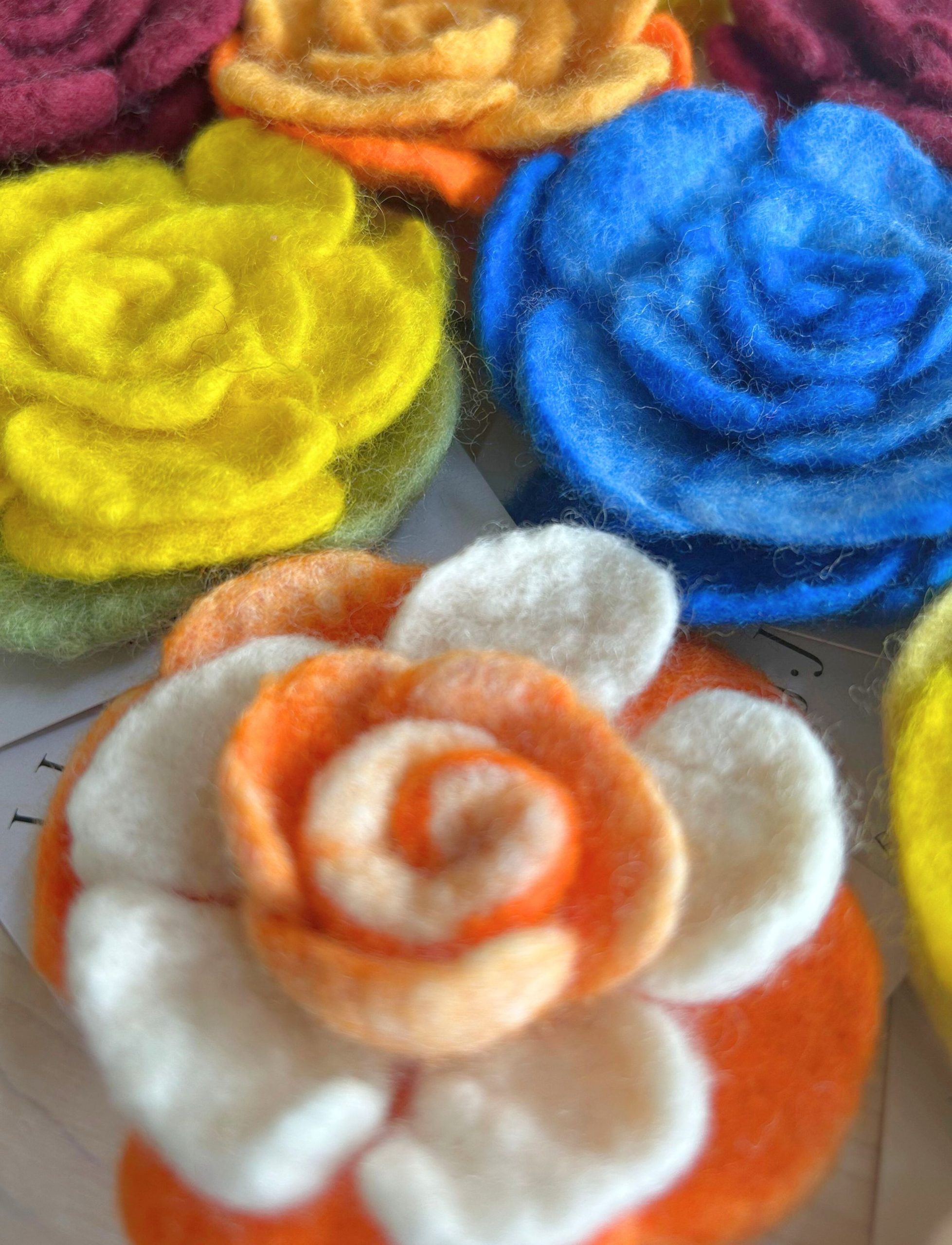 Flower Pin (2) Flower Pin (2)